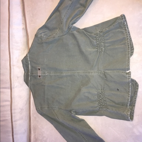 Army Green Jacket - Great Quality Material! - Picture 3 of 5